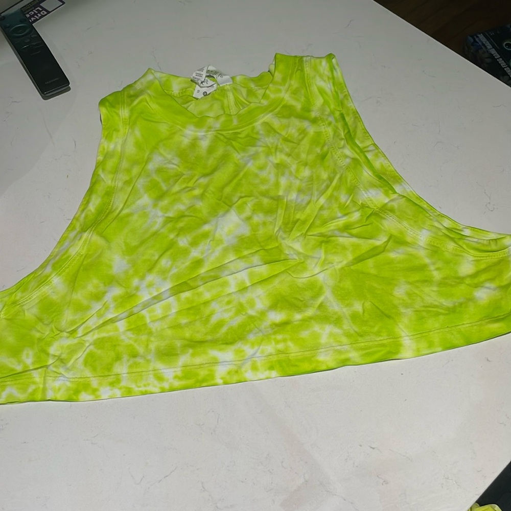 NWOT Lululemon Crop Tank